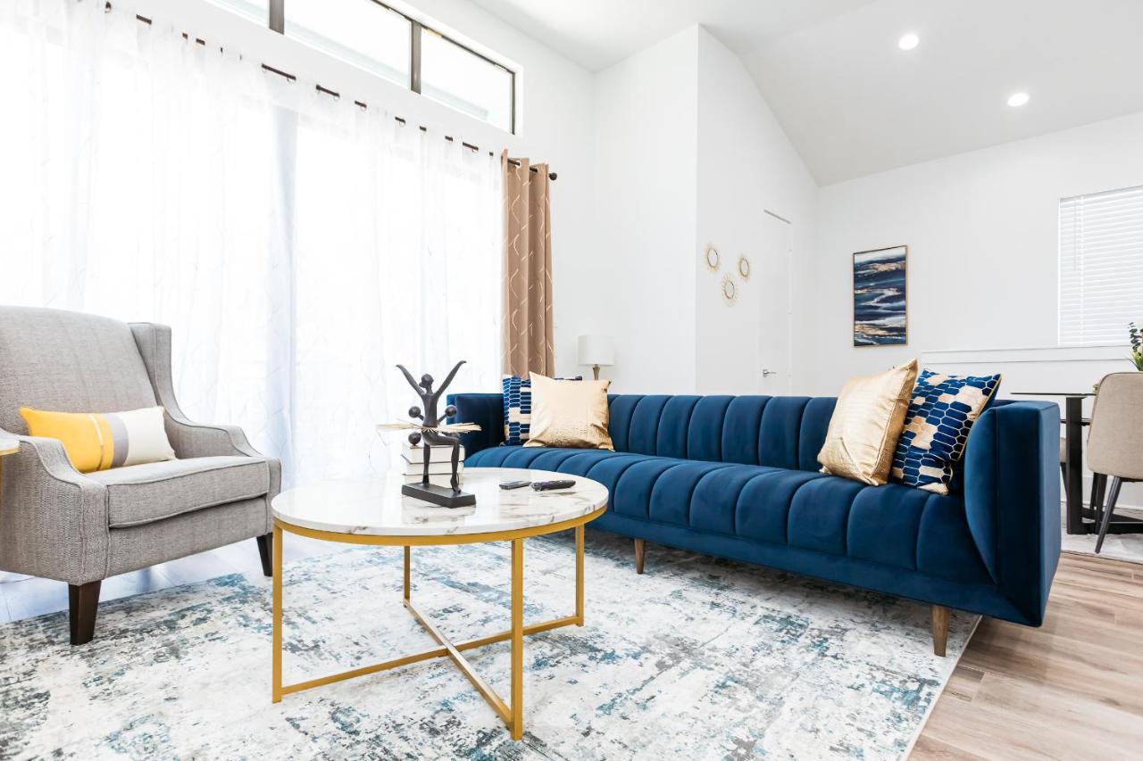 Beautifully Decorated, Modern Downtown Houston Home エクステリア 写真