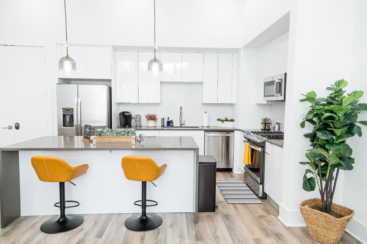 Beautifully Decorated, Modern Downtown Houston Home エクステリア 写真