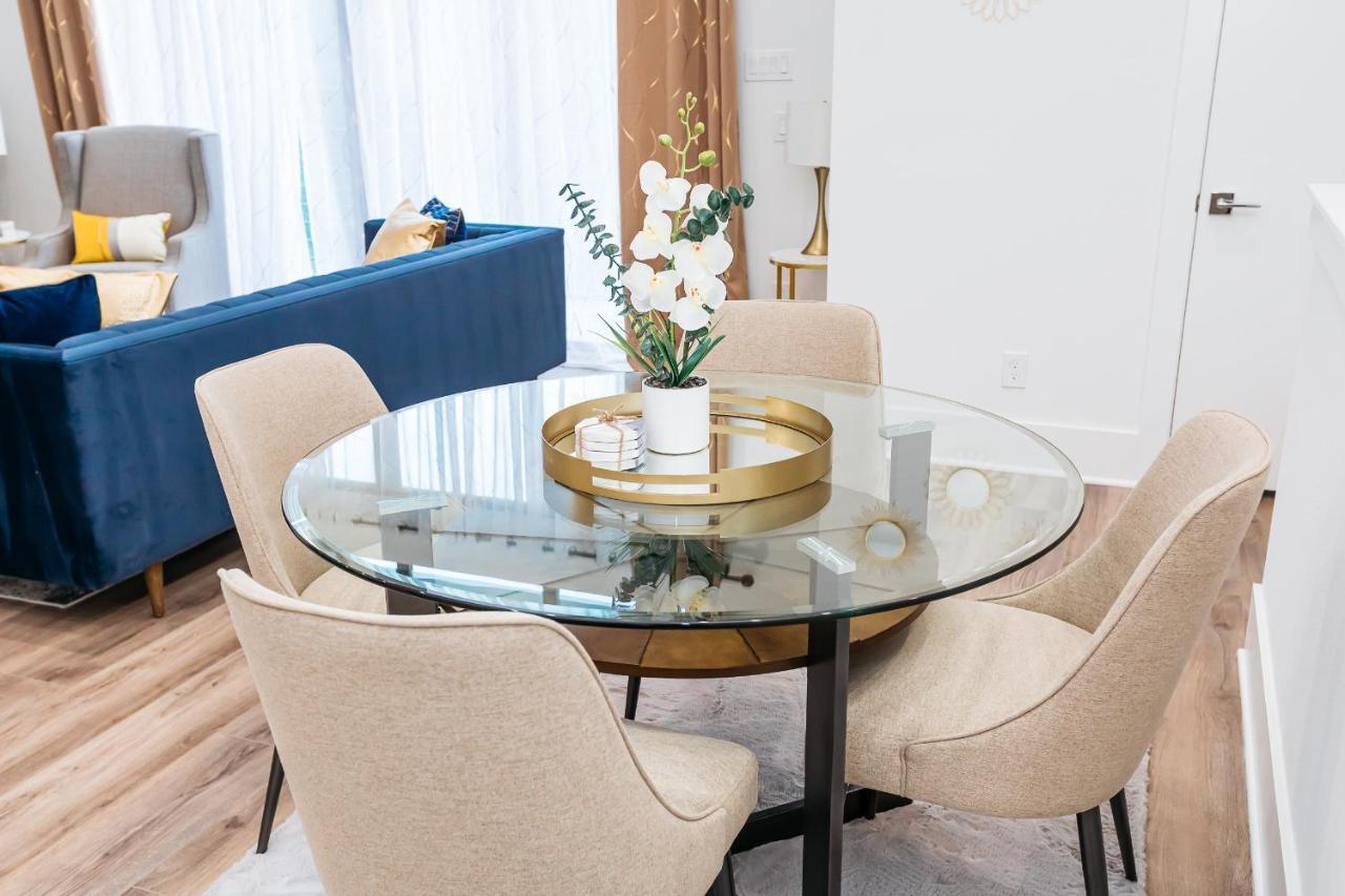 Beautifully Decorated, Modern Downtown Houston Home エクステリア 写真