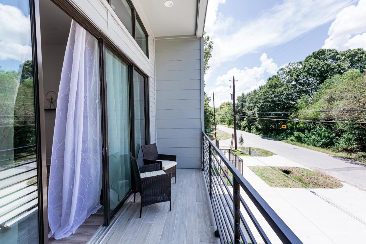 Beautifully Decorated, Modern Downtown Houston Home エクステリア 写真
