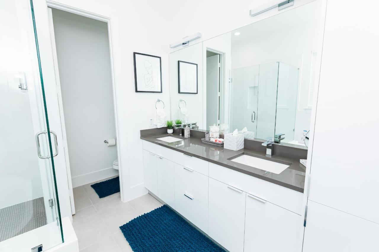 Beautifully Decorated, Modern Downtown Houston Home エクステリア 写真